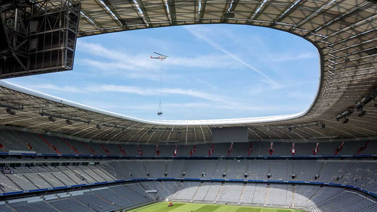 Allianz Arena Companeer Austausch Hubkissen